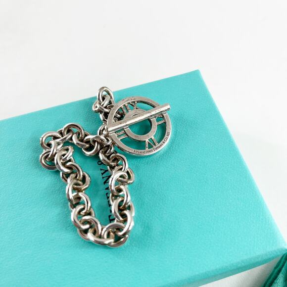 Tiffany & Co. 2003 Atlas 925 Silver Chain Toggle Charm Bracelet with Pouch - Picture 4 of 5
